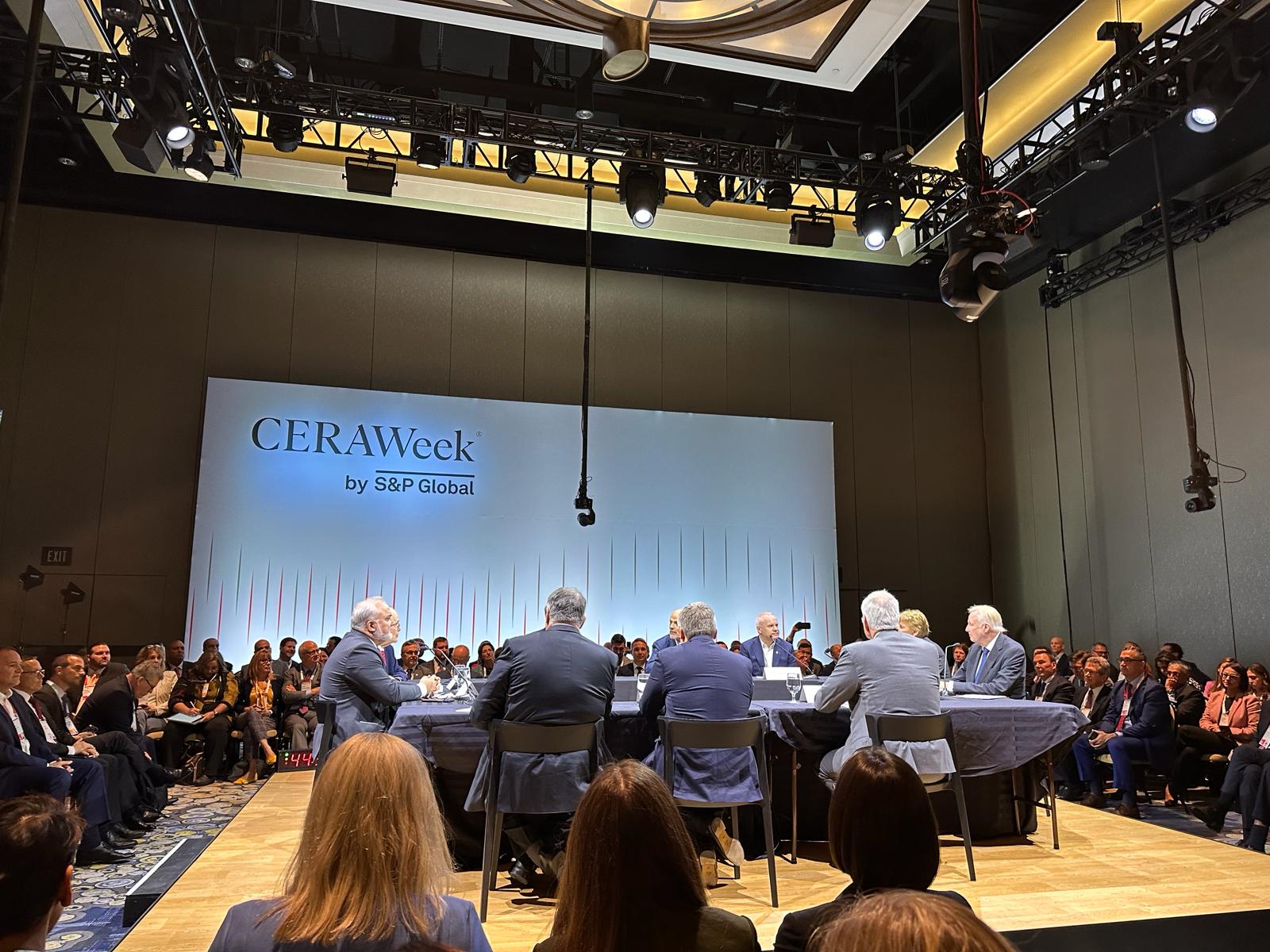 Presidente da Petrobras, Jean Paul Prates, participa de debate promovido pela OGCI durante a CERAWeek